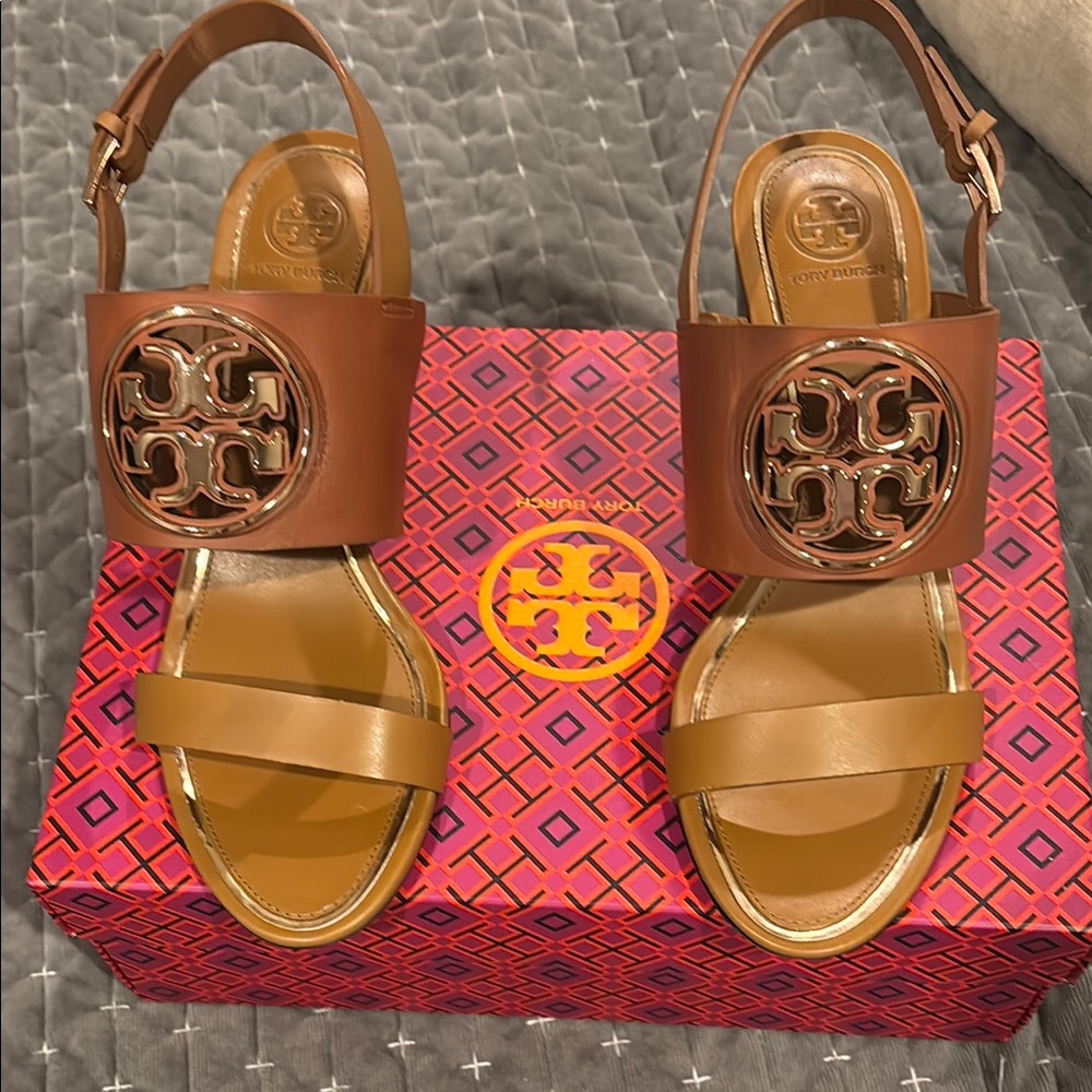 Tory Burch Leather Sandals in Brown and Tan